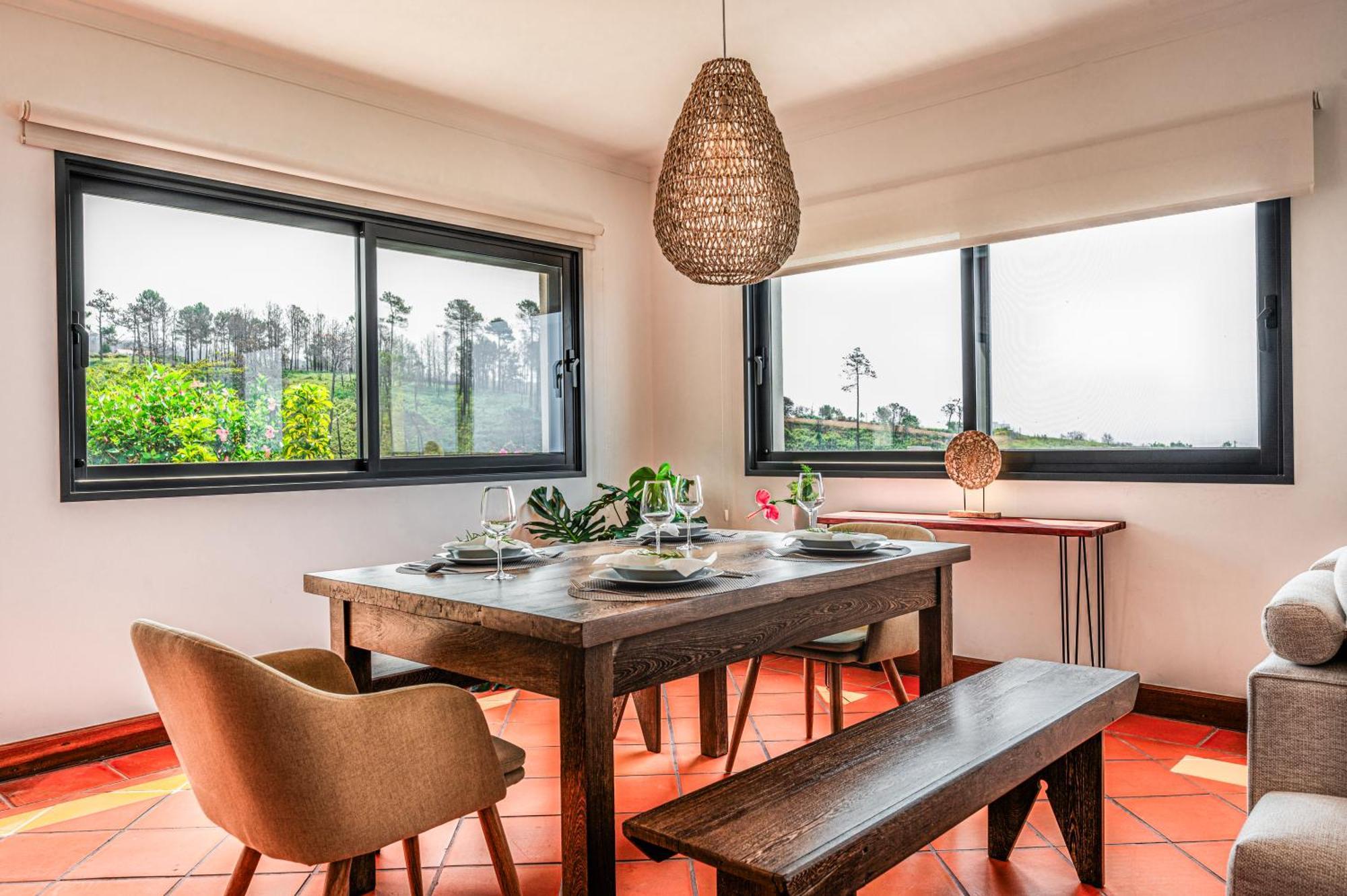 Meerblick - 3-Bett Villa Mit Terrassen & Hot-Tub Fajã da Ovelha Kültér fotó