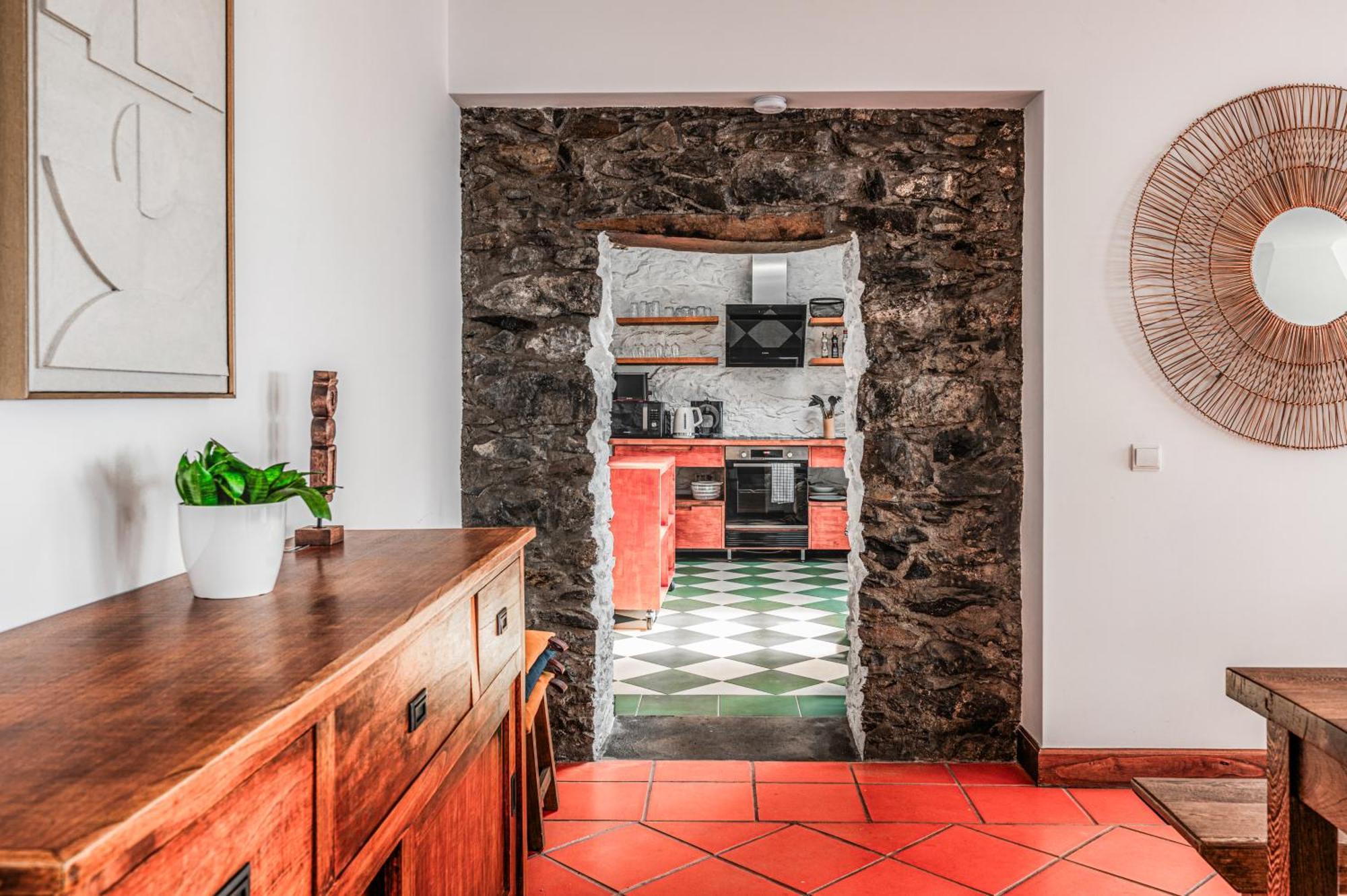 Meerblick - 3-Bett Villa Mit Terrassen & Hot-Tub Fajã da Ovelha Kültér fotó