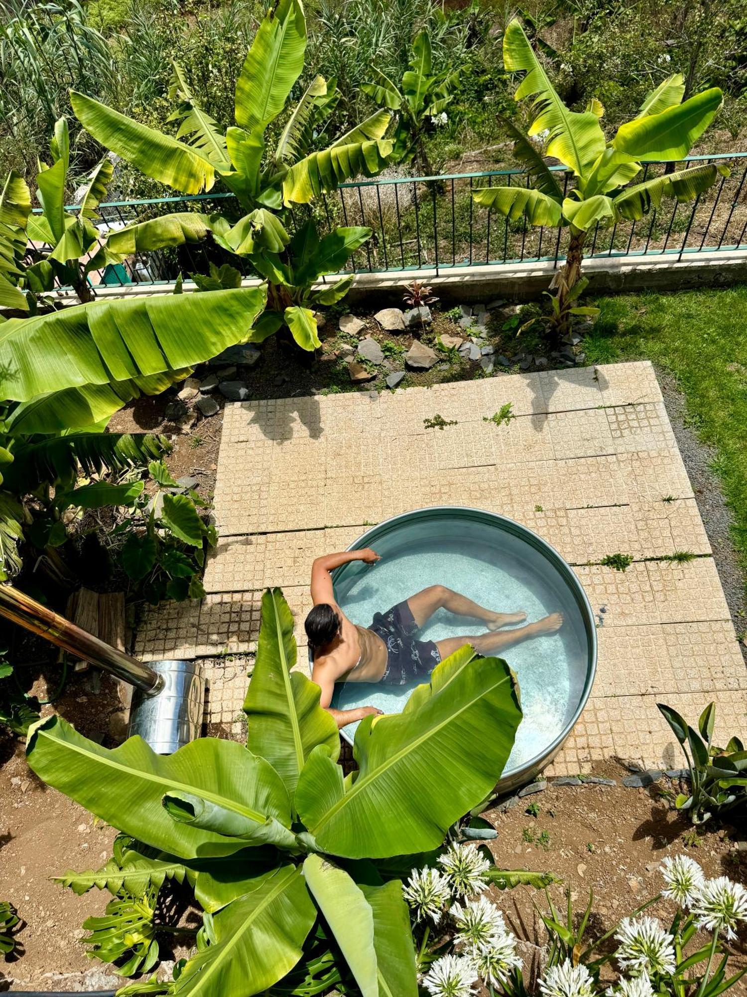 Meerblick - 3-Bett Villa Mit Terrassen & Hot-Tub Fajã da Ovelha Kültér fotó